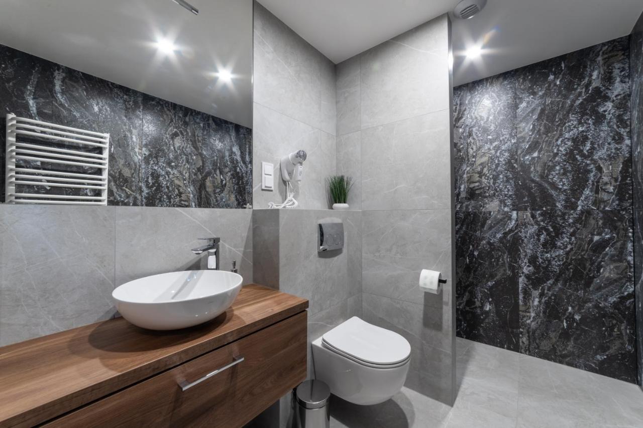 Milu Apartments Sebastiana クラクフ エクステリア 写真
