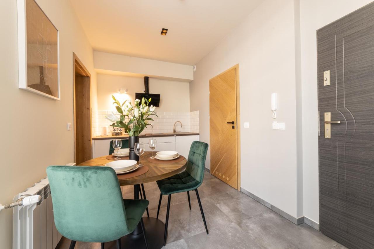 Milu Apartments Sebastiana クラクフ エクステリア 写真